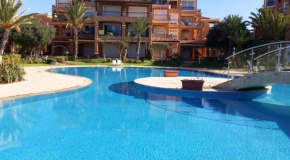 3 bedrooms house at Bouznika 50 m away from the beach with lake view shared pool and furnished garden, Bouznika